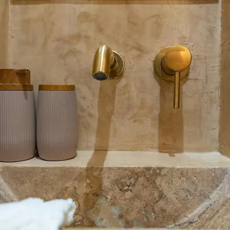 Manus Dei Exclusive Suites Pythagoreio  Exterior photo
