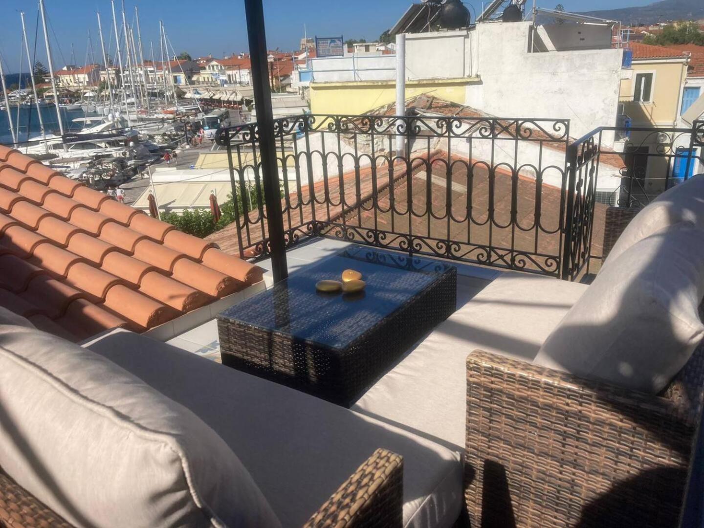 Manus Dei Exclusive Pythagoreio (Samos)